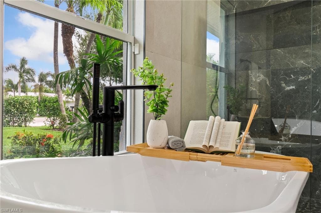 1200 Cypress Woods DR, NAPLES FL 34103-12