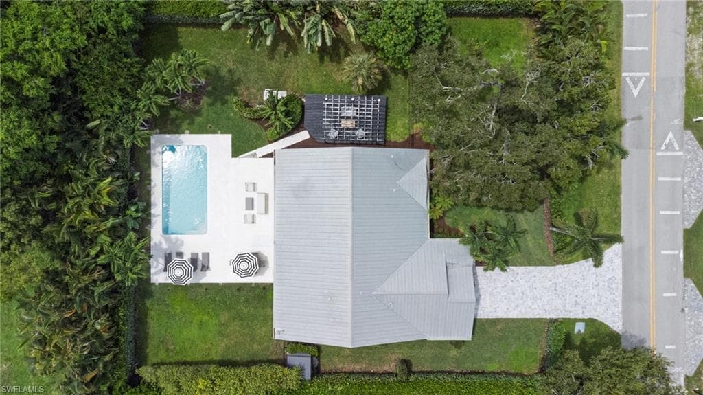 1200 Cypress Woods DR, NAPLES FL 34103-25