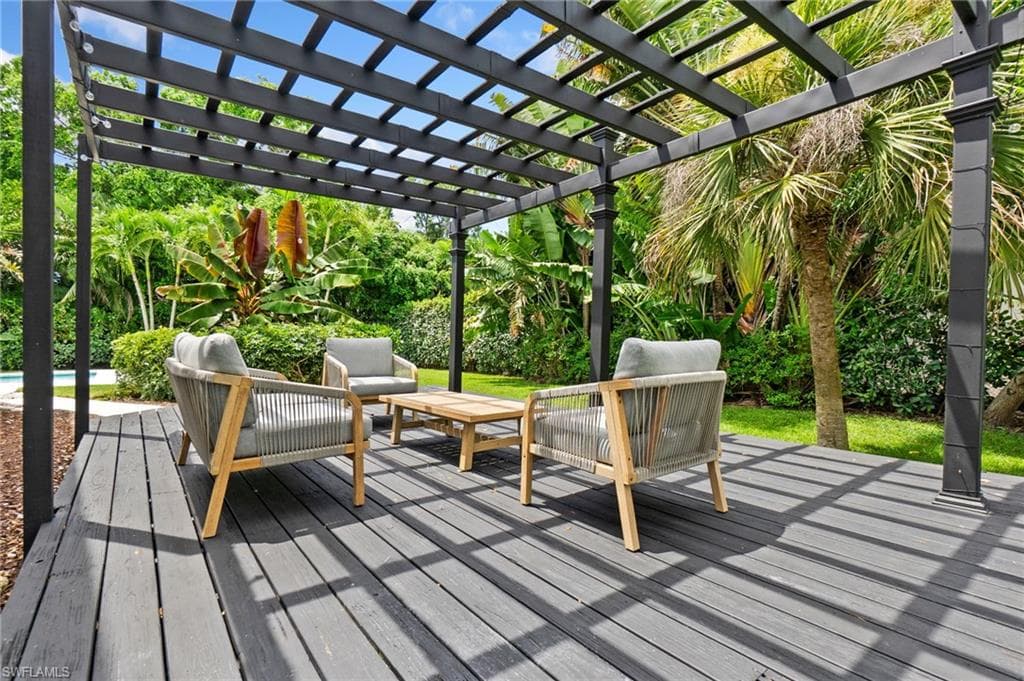 1200 Cypress Woods DR, NAPLES FL 34103-31