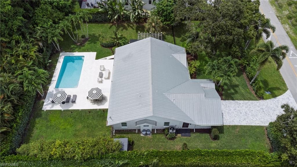 1200 Cypress Woods DR, NAPLES FL 34103-27