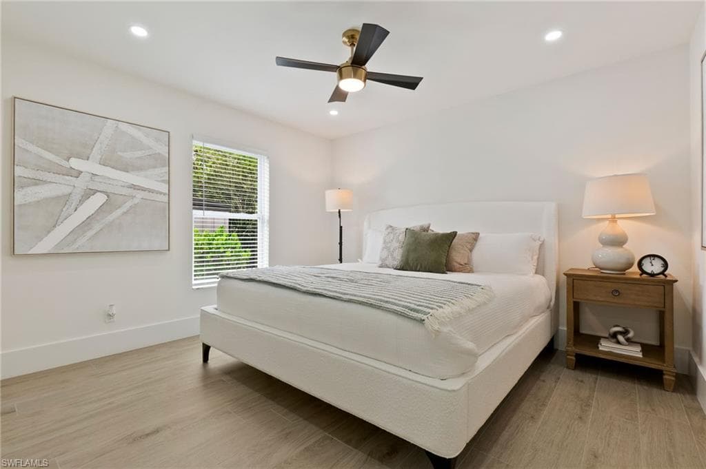 1200 Cypress Woods DR, NAPLES FL 34103-18