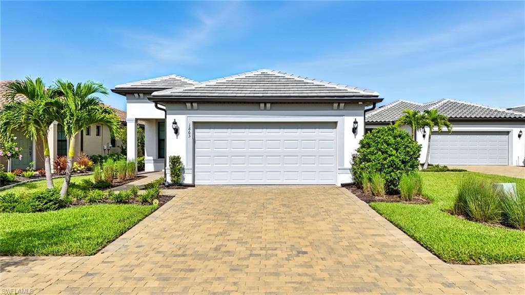 1863 Mesa LN, NAPLES FL 34120-2