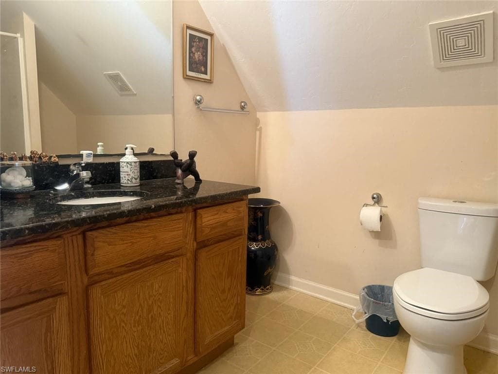 199 Leawood CIR, NAPLES FL 34104-15