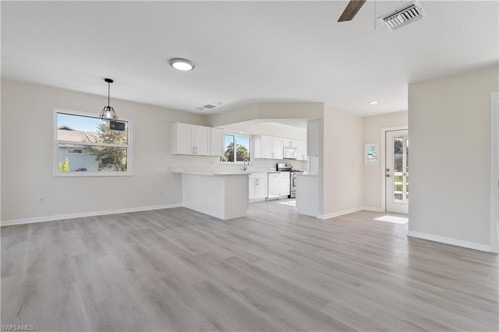 9297 Kincaid CT, SANIBEL FL 33957-13