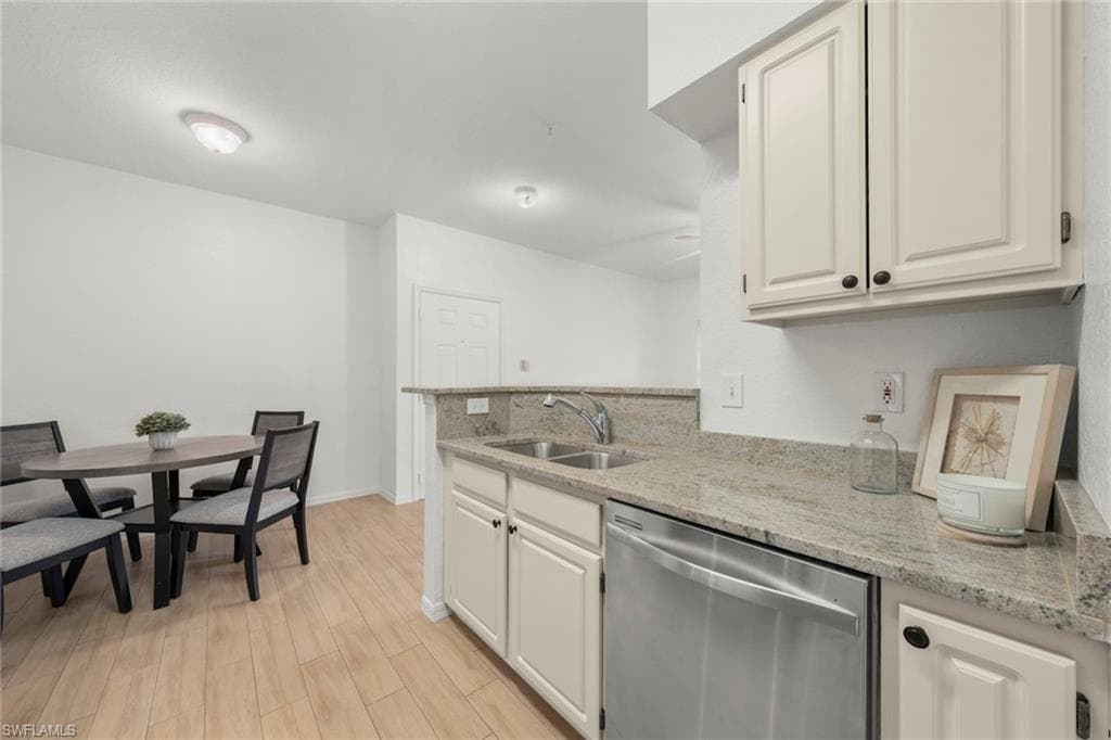 23500 Walden Center DR # 206, ESTERO FL 34134-15