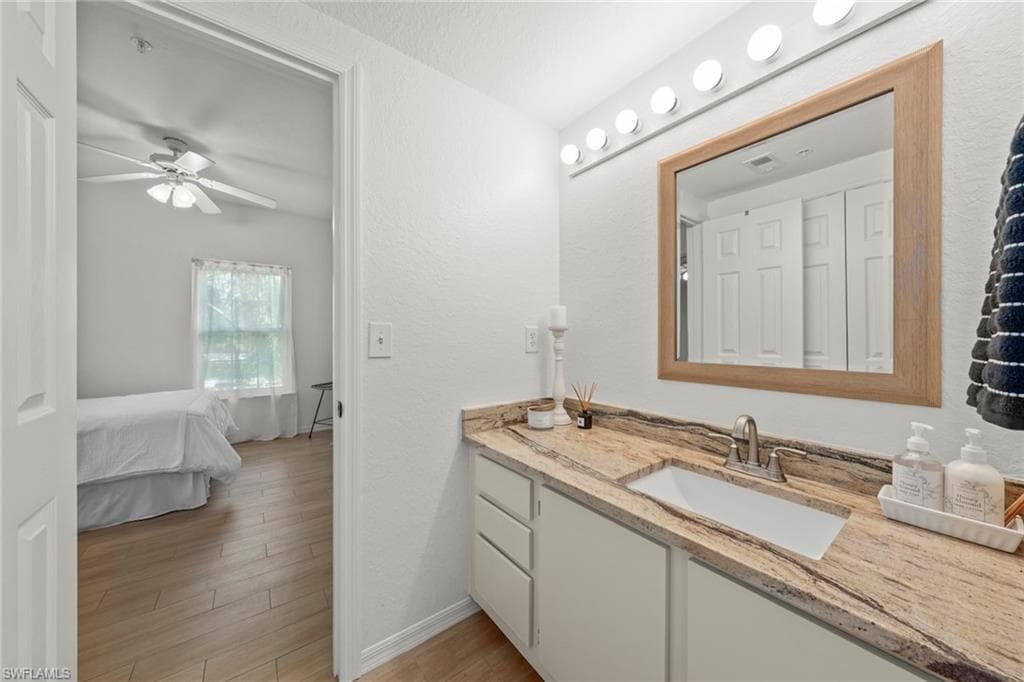23500 Walden Center DR # 206, ESTERO FL 34134-4