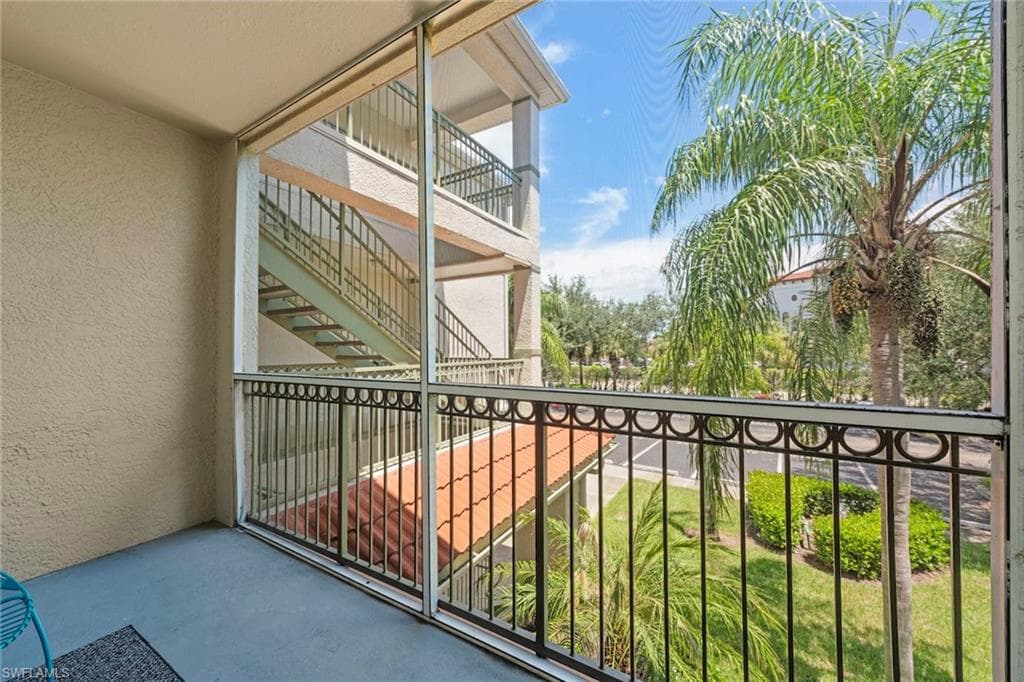 23500 Walden Center DR # 206, ESTERO FL 34134-30