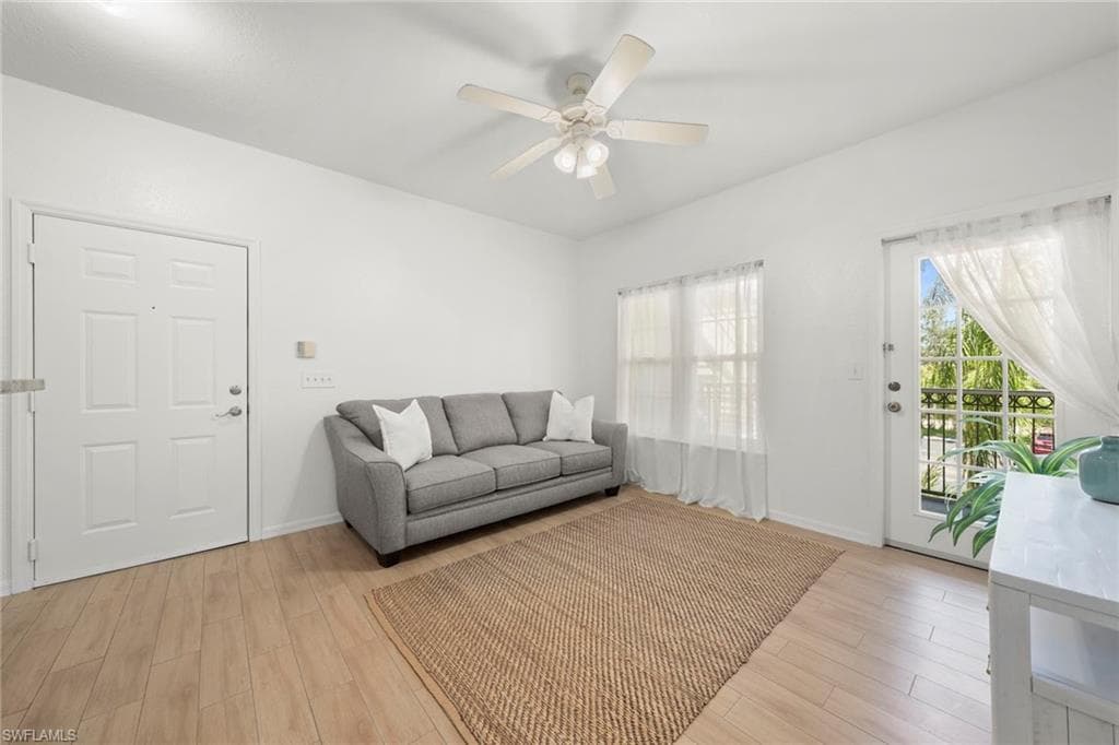 23500 Walden Center DR # 206, ESTERO FL 34134-7