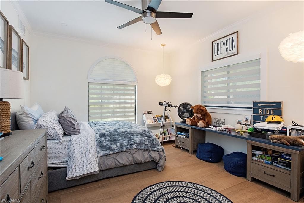 5960 Bur Oaks LN, NAPLES FL 34119-8