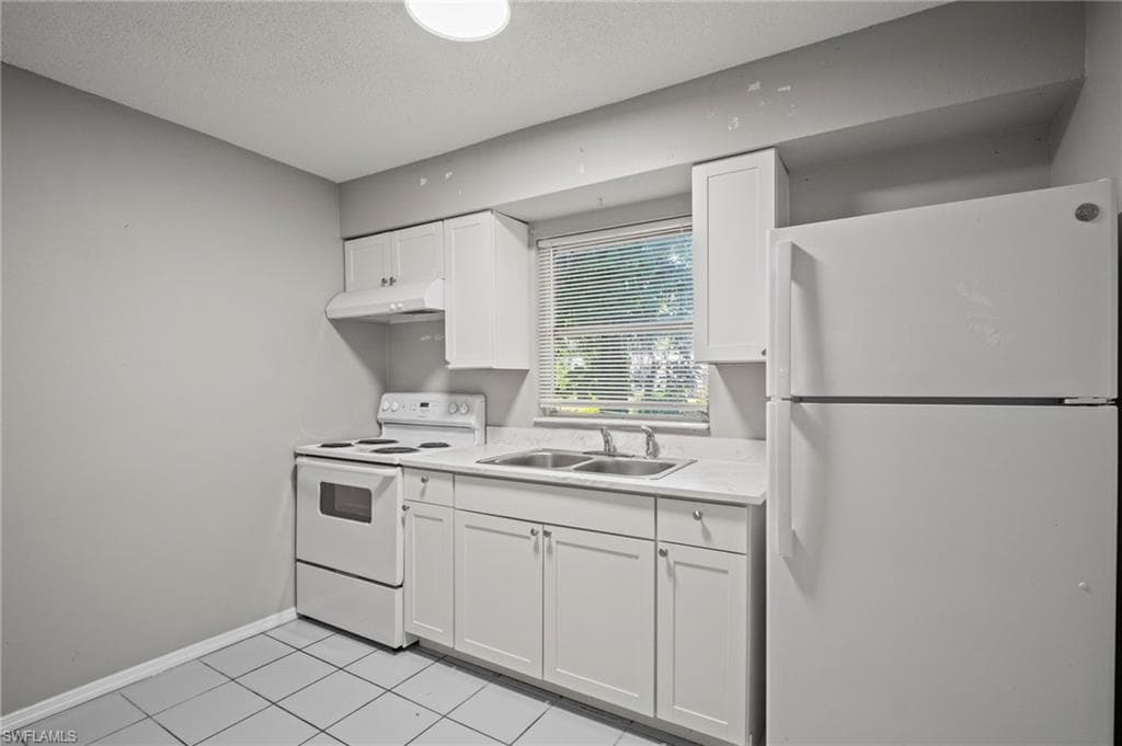 75 cypress ST, NORTH FORT MYERS FL 33903-8