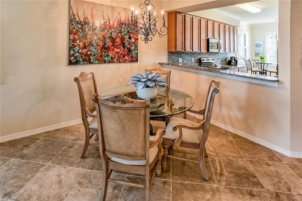 9719 Acqua CT # 228, NAPLES FL 34113-5