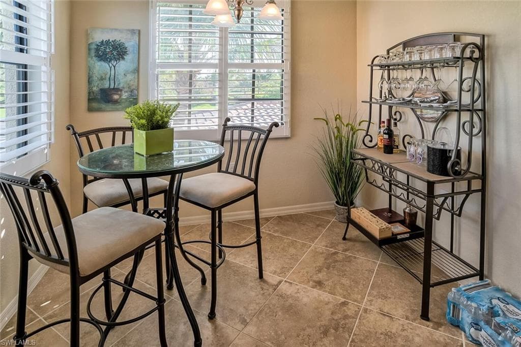 9719 Acqua CT # 228, NAPLES FL 34113-8