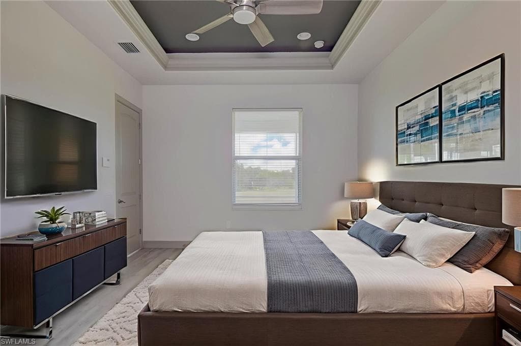 18111 Riverchase CT, ALVA FL 33920-19