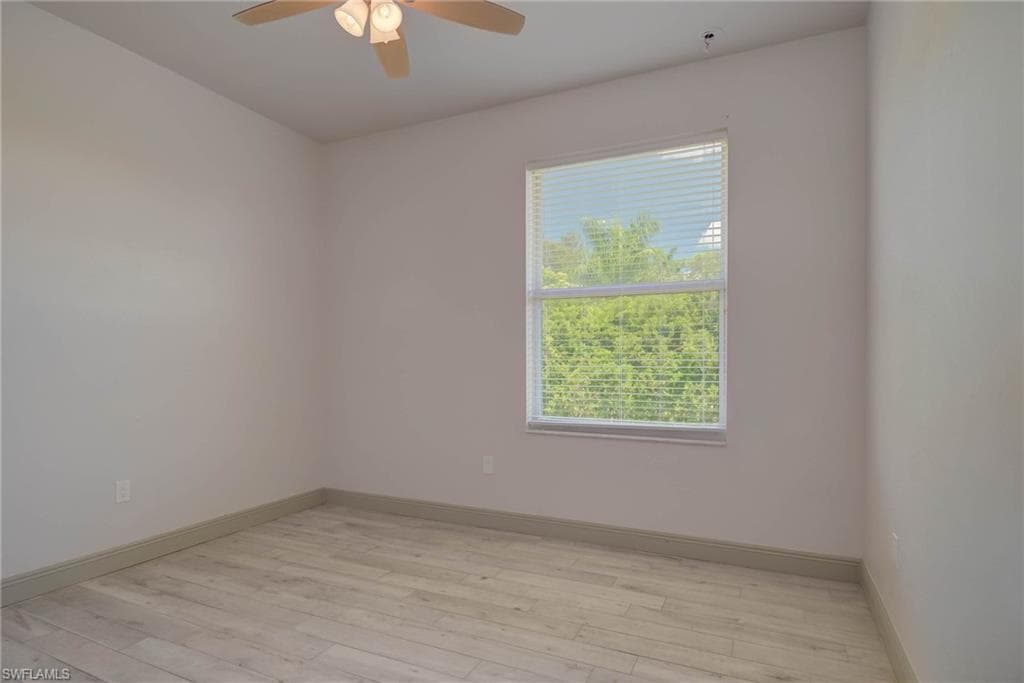 18111 Riverchase CT, ALVA FL 33920-23