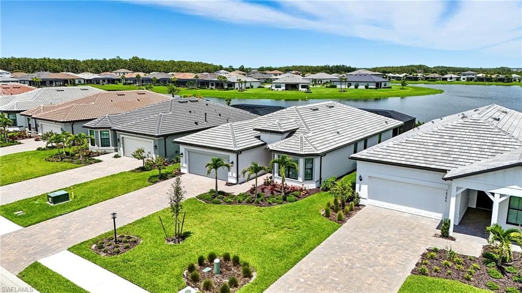 18282 Parksville DR, ESTERO FL 33928-35