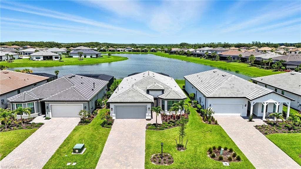 18282 Parksville DR, ESTERO FL 33928-37