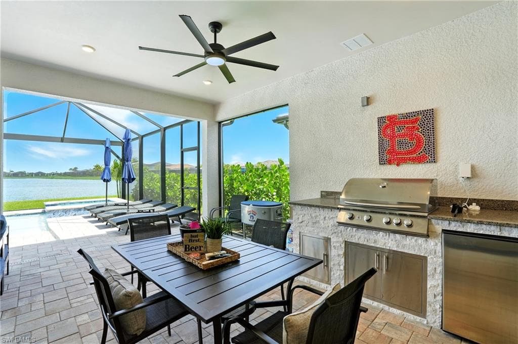 18282 Parksville DR, ESTERO FL 33928-30