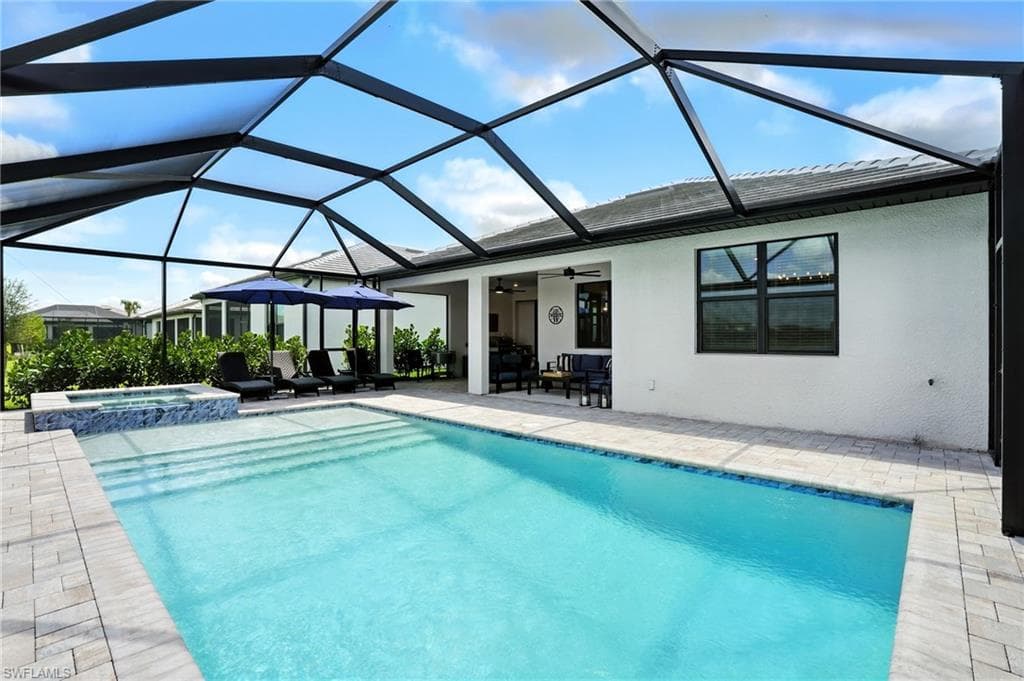 18282 Parksville DR, ESTERO FL 33928-28