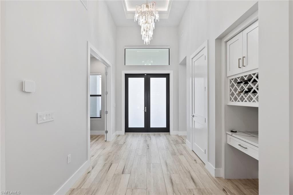 9974 Winterview DR, NAPLES FL 34109-39