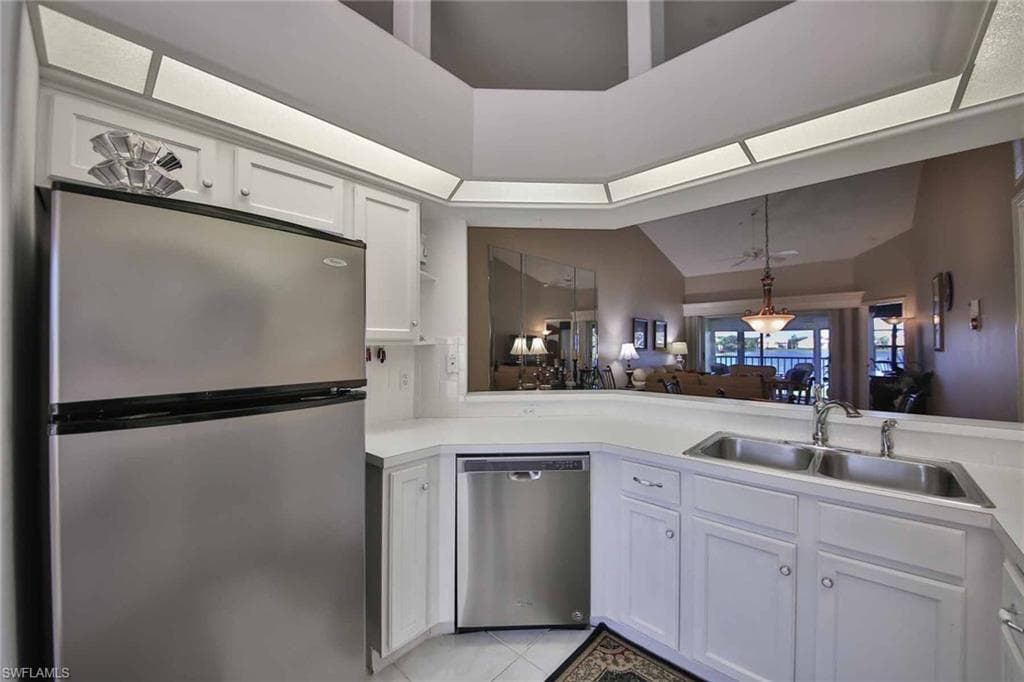 28068 Cavendish CT # 2310, BONITA SPRINGS FL 34135-5