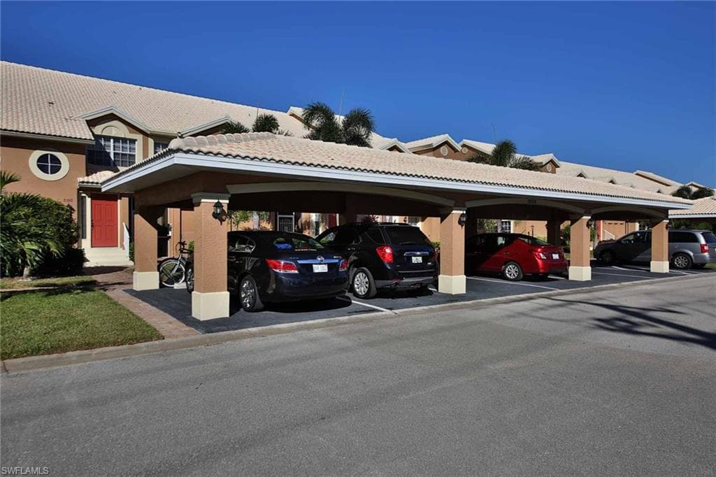 28068 Cavendish CT # 2310, BONITA SPRINGS FL 34135-16