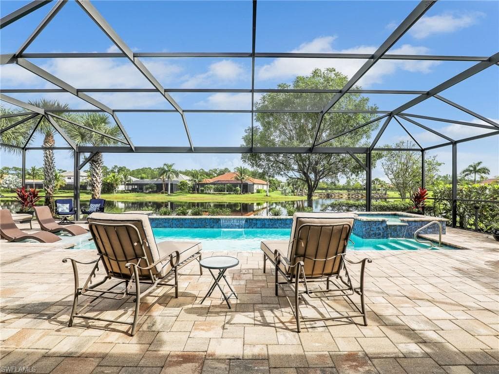 2079 Antigua LN N, NAPLES FL 34120-19