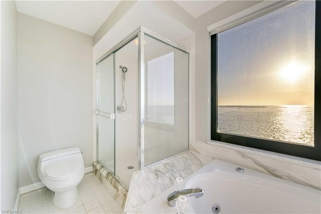 645 La Peninsula BLVD # 645, NAPLES FL 34113-27