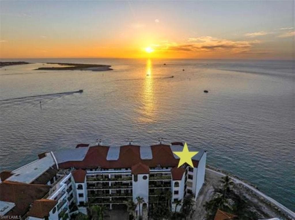 645 La Peninsula BLVD # 645, NAPLES FL 34113-3