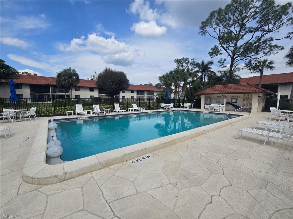 4955 Pepper CIR # B105, NAPLES FL 34113-35