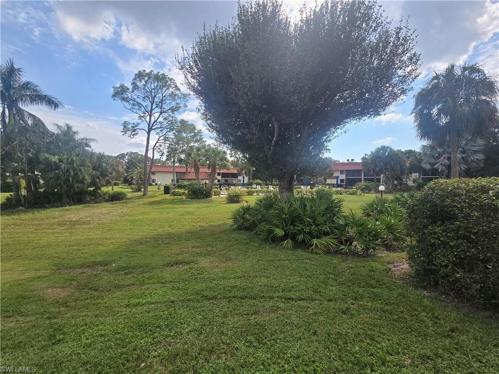 4955 Pepper CIR # B105, NAPLES FL 34113-31