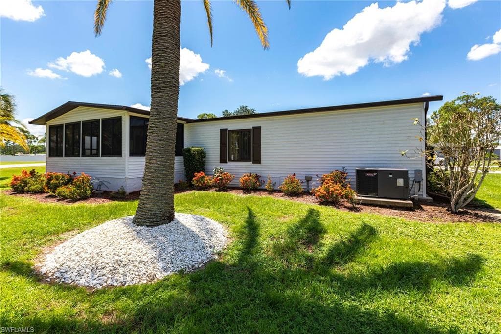 10716 Timber Pines CT, NORTH FORT MYERS FL 33903-31