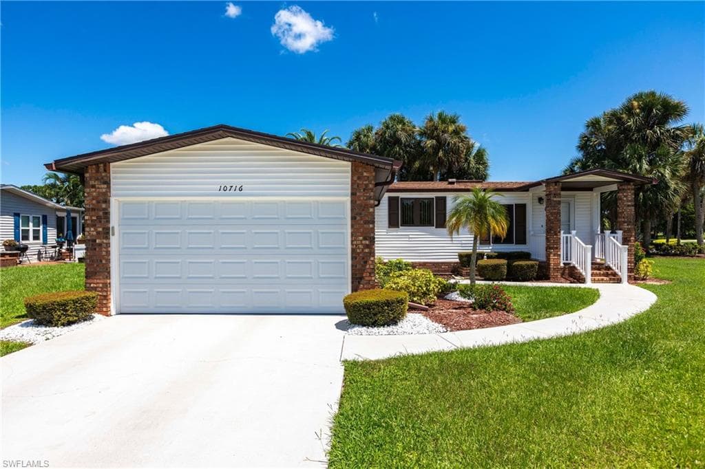 10716 Timber Pines CT, NORTH FORT MYERS FL 33903-4