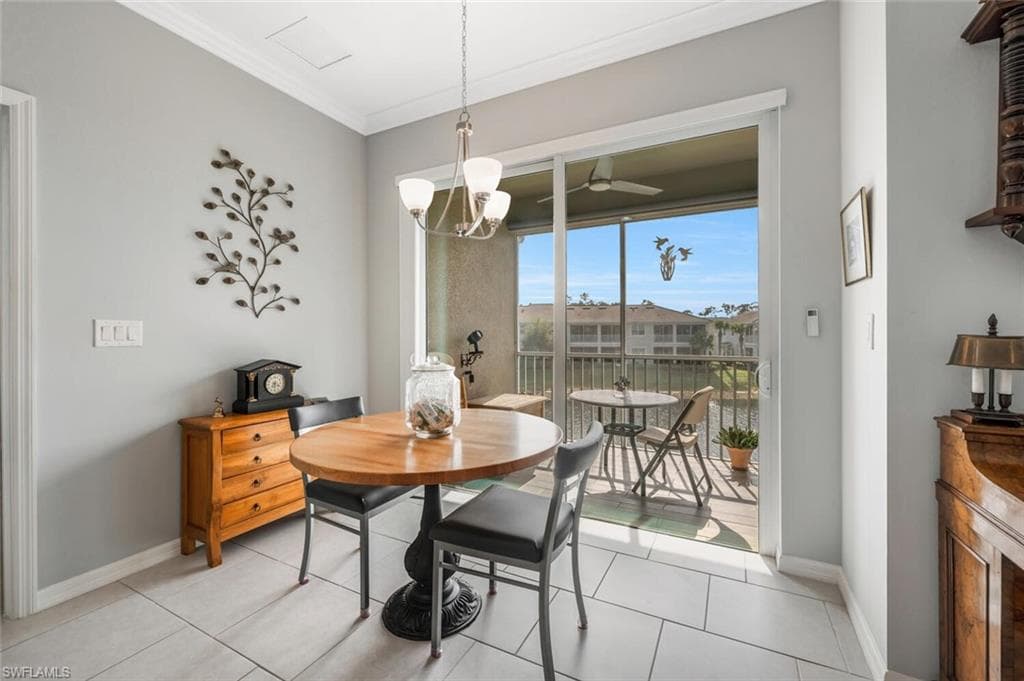 6916 Avalon CIR # 108, NAPLES FL 34112-10