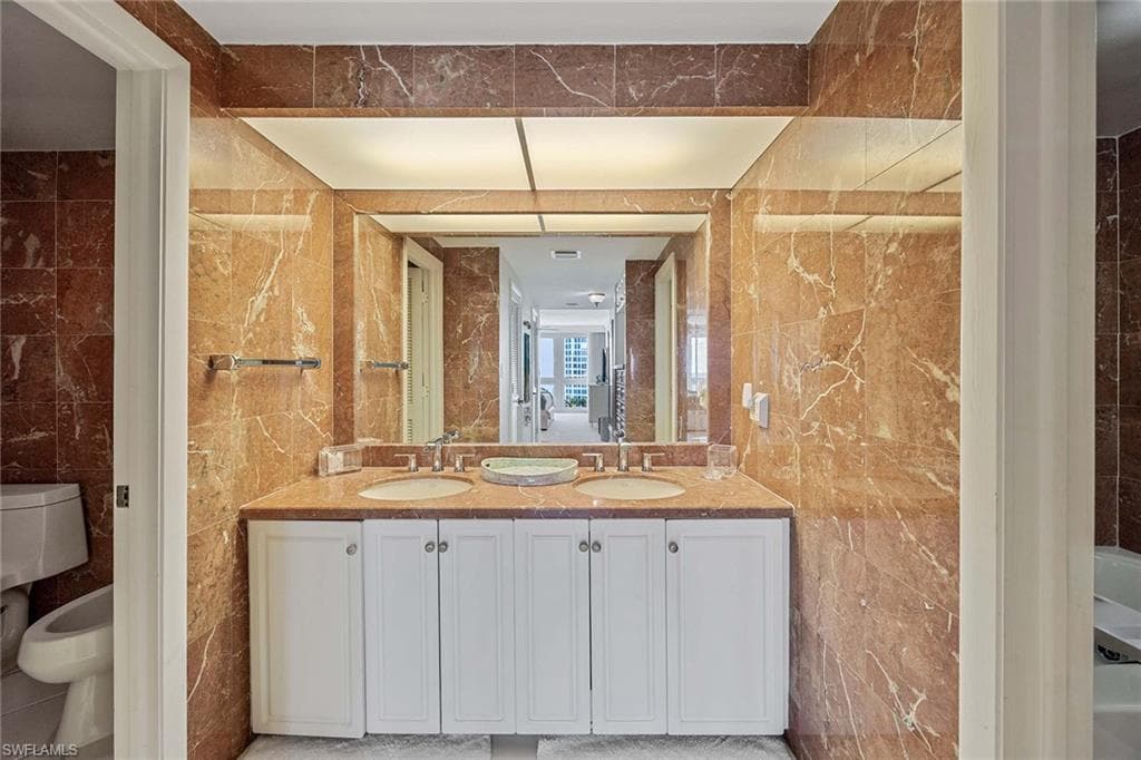 4031 Gulf Shore BLVD N # 10C, NAPLES FL 34103-26