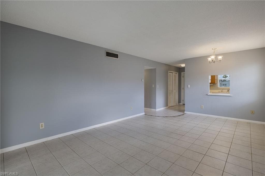 2205 Croton CT, LEHIGH ACRES FL 33936-5