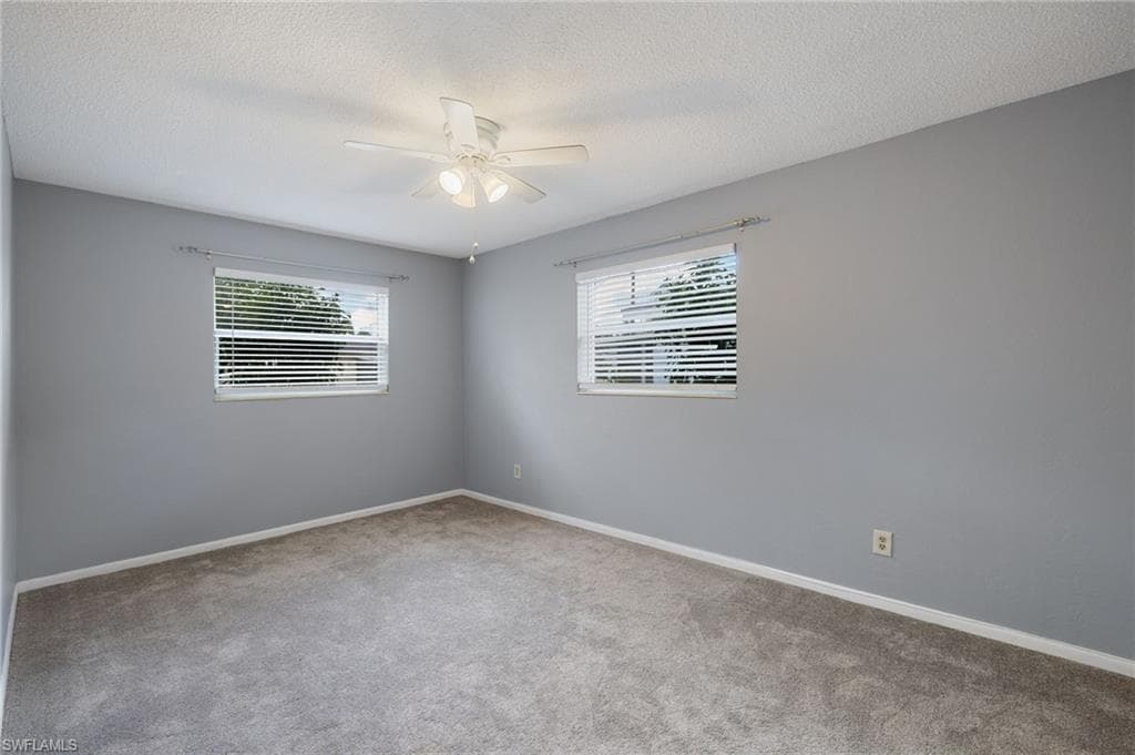 2205 Croton CT, LEHIGH ACRES FL 33936-8