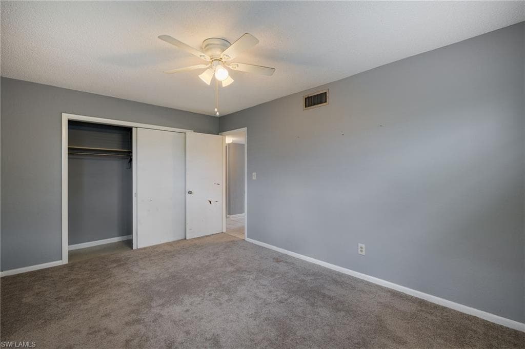 2205 Croton CT, LEHIGH ACRES FL 33936-9