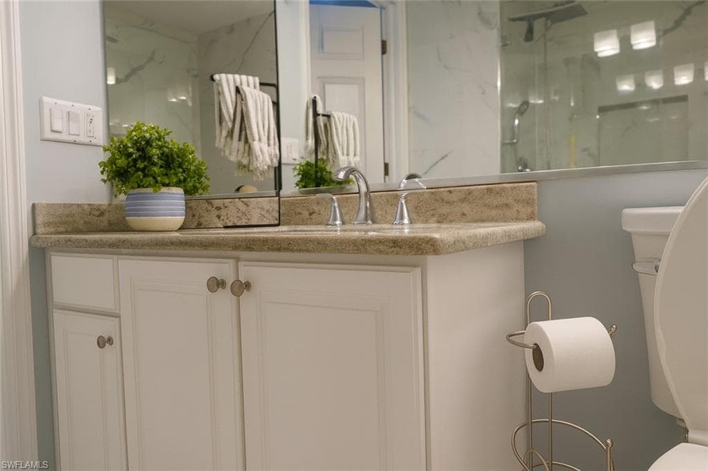 1320 Henley ST # 2003, NAPLES FL 34105-22