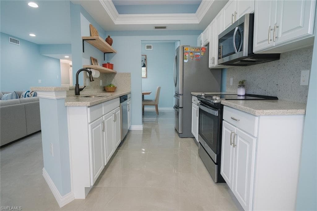 1320 Henley ST # 2003, NAPLES FL 34105-2