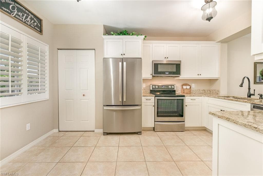 10020 Maddox LN # 210, BONITA SPRINGS FL 34135-4