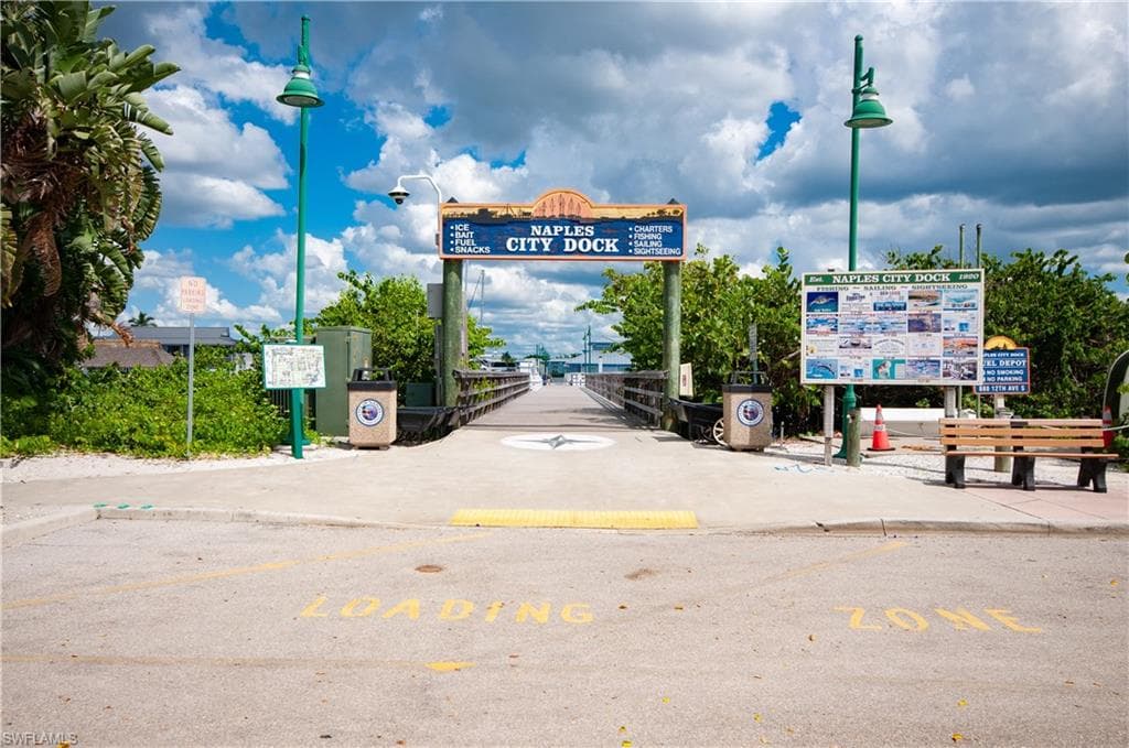 900 Broad AVE S, NAPLES FL 34102-34