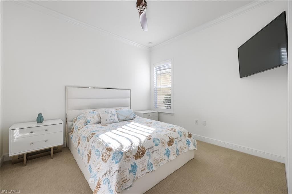 3275 Pilot CIR, NAPLES FL 34120-22