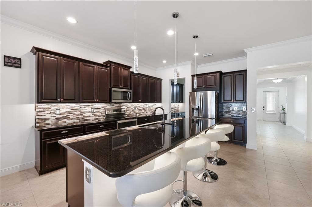 3275 Pilot CIR, NAPLES FL 34120-8