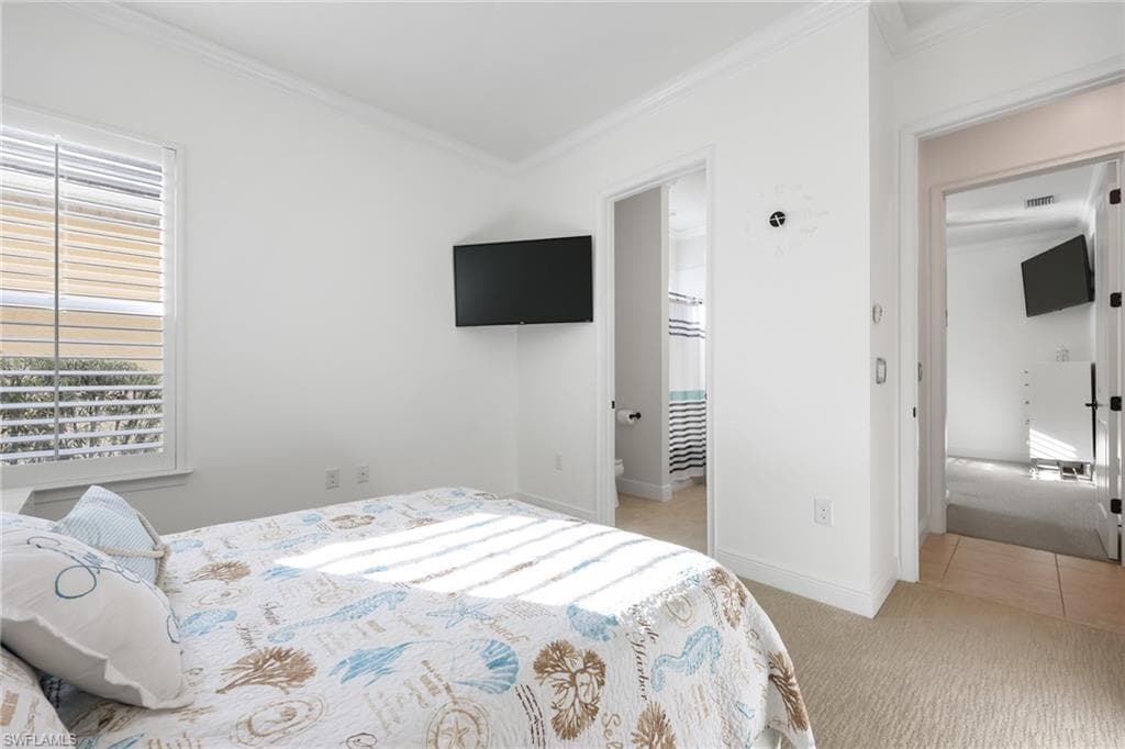 3275 Pilot CIR, NAPLES FL 34120-23