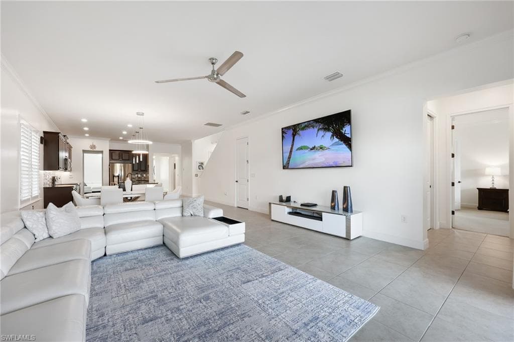 3275 Pilot CIR, NAPLES FL 34120-14