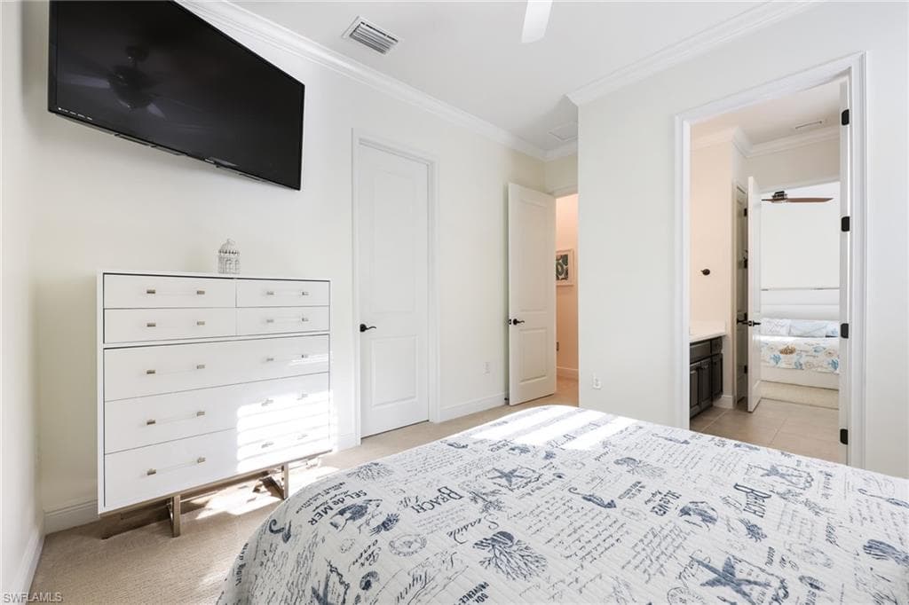 3275 Pilot CIR, NAPLES FL 34120-24