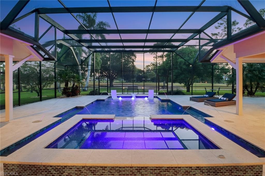 12901 Valewood DR, NAPLES FL 34119-26