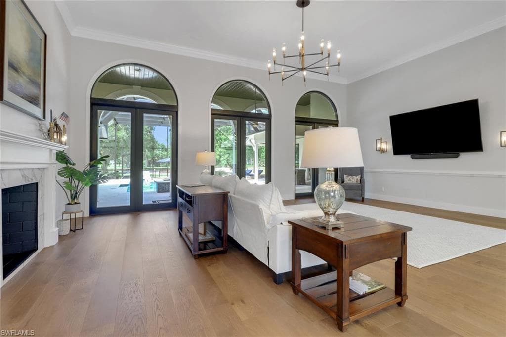 12901 Valewood DR, NAPLES FL 34119-5