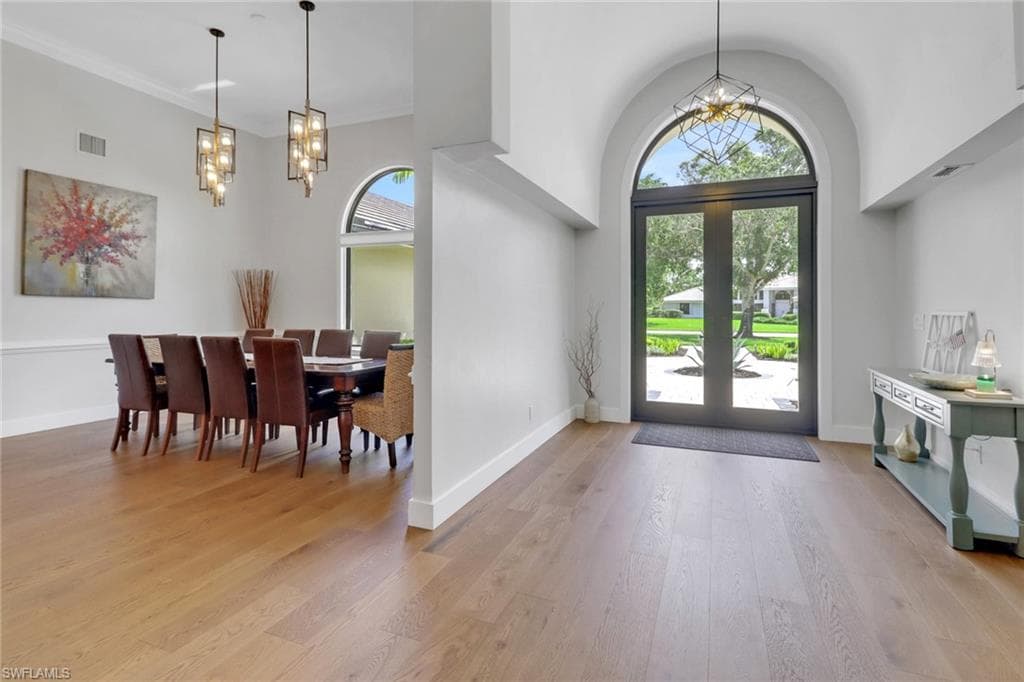 12901 Valewood DR, NAPLES FL 34119-6