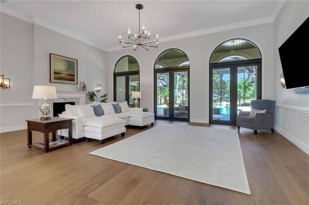 12901 Valewood DR, NAPLES FL 34119-4